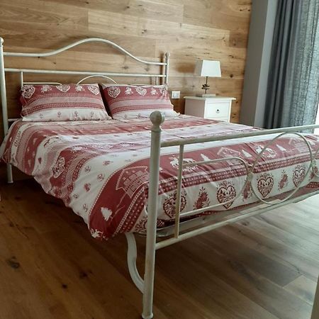 Suite Chalet 蓬泰迪莱尼奥 外观 照片
